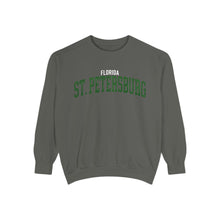 Load image into Gallery viewer, St. Petersburg Florida Comfort Colors Sweatshirt