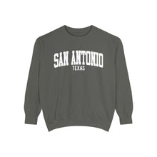 Load image into Gallery viewer, San Antonio Texas Comfort Colors Sweatshirt
