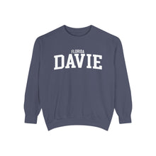 Load image into Gallery viewer, Davie Florida Comfort Colors Sweatshirt
