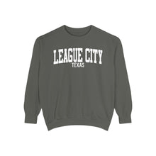 Load image into Gallery viewer, League City Texas Comfort Colors Sweatshirt
